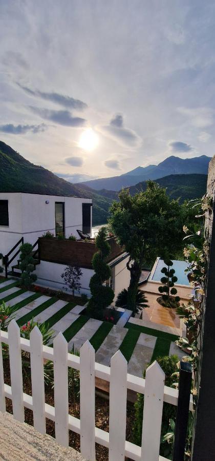 Koman Paradise By Romina Shkoder Exterior photo