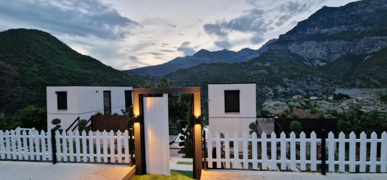 Koman Paradise By Romina Shkoder Exterior photo